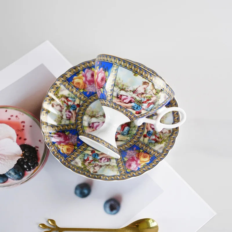 Europäisches Kaffeeservice – Keramik Goldrand