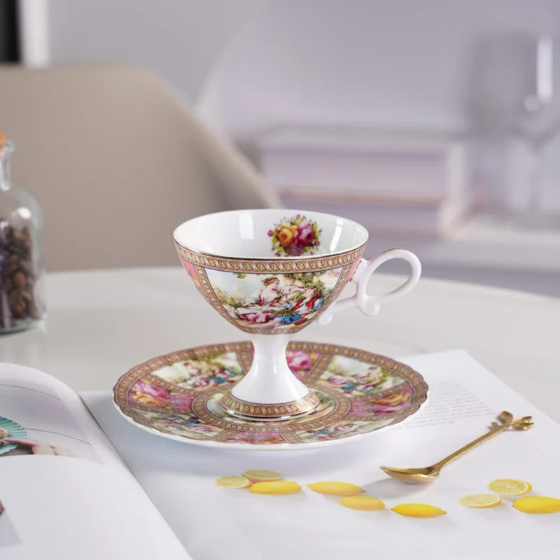 Europäisches Kaffeeservice – Keramik Goldrand