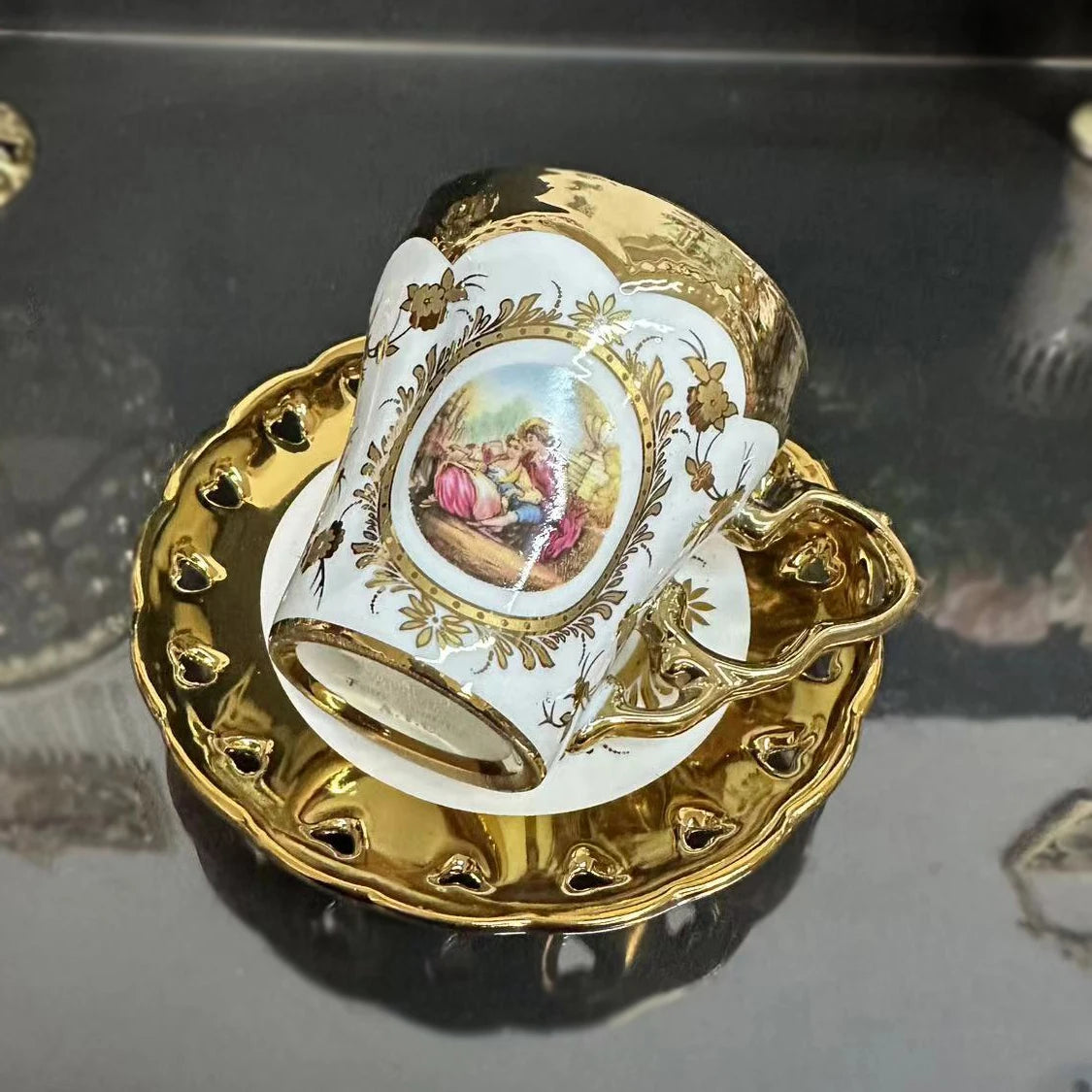 Europäisches Teeservice – Goldplattiertes Porzellan – Luxusdesign