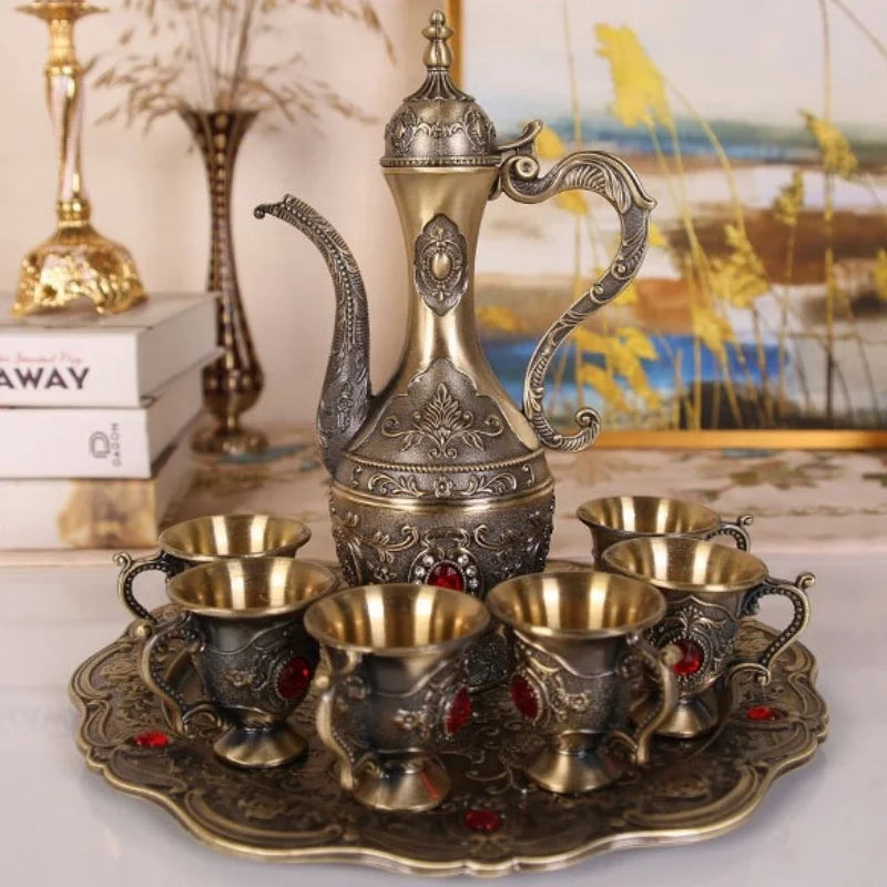 Europäisches Weinset – Vintage-Legierungsdesign – Wohnzimmer