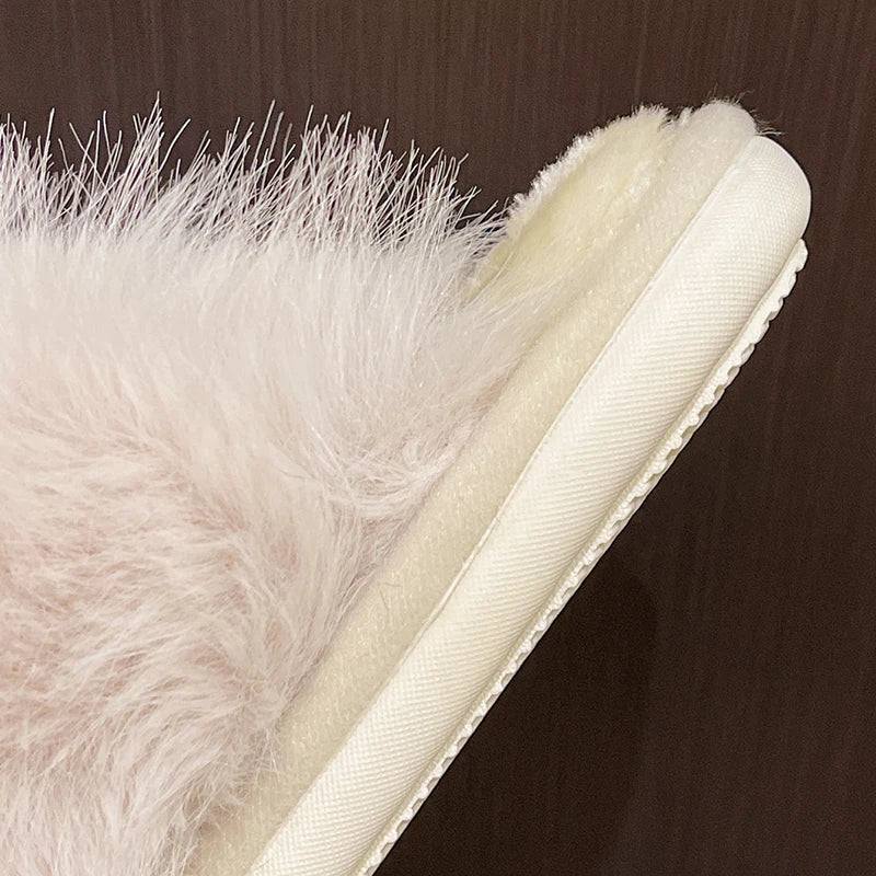 Flauschige Pelzhausschuhe – Komfort Zuhause