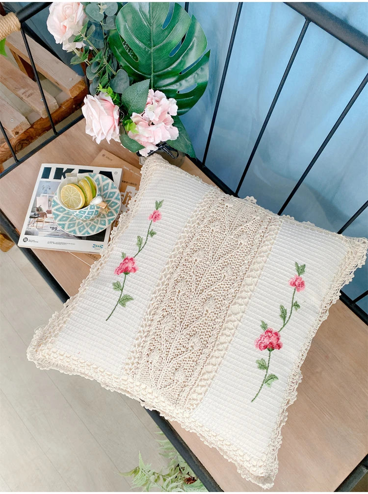 Florales Kissenbezug – Baumwollstickerei – 45x45cm