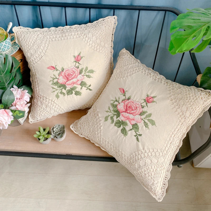 Florales Kissenbezug – Baumwollstickerei – 45x45cm