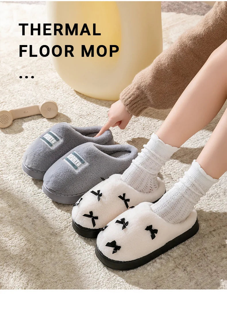 Damen-Fluffy-Fellpantoffeln in Farbe Weiss mit Butterfly-Knoten und EVA-Laufsohle