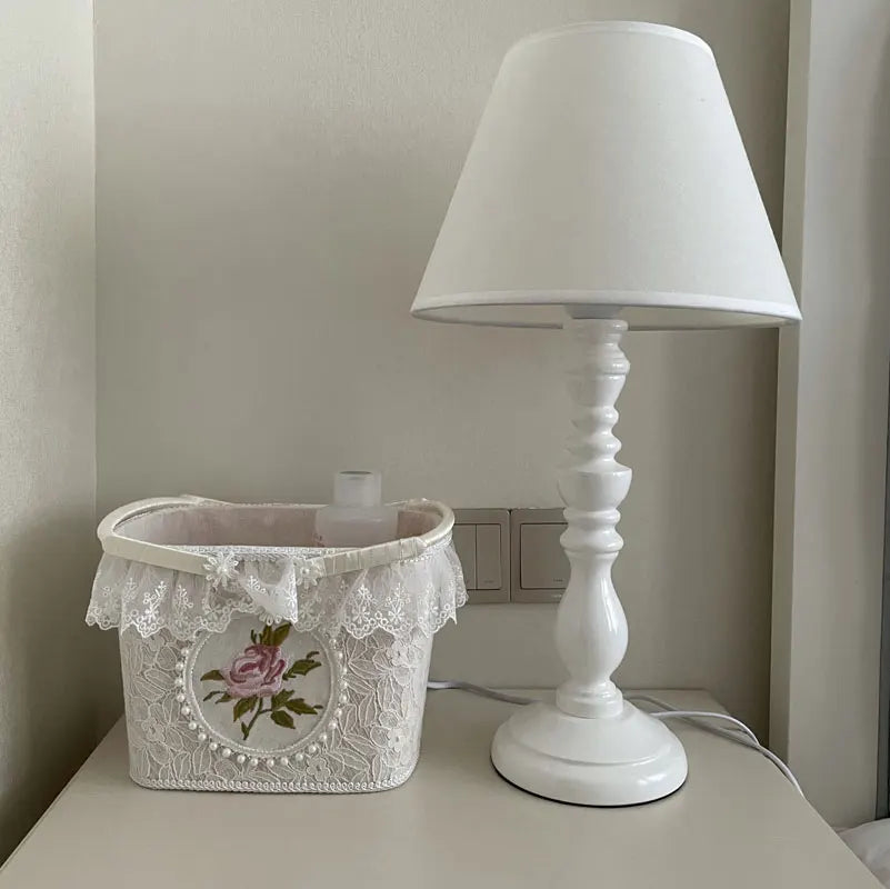 Französische Spitze Aufbewahrungsbox – Handgefertigtes Romantik Design