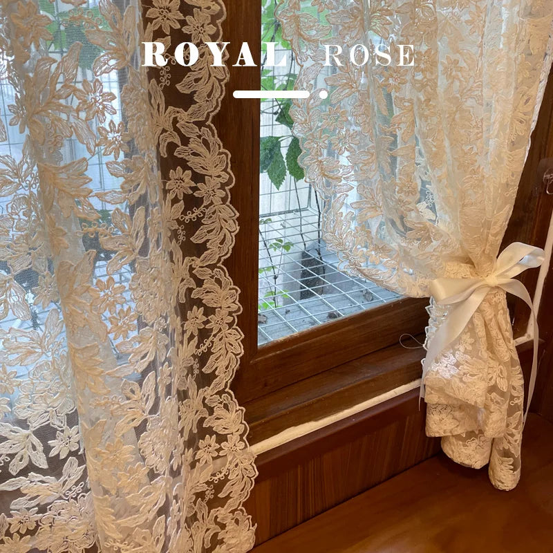 Gazevorhänge im Vintage-Stil aus Polyester, Farbe Tüll, Grösse B130cmXH150cm, Verarbeitung Ösen