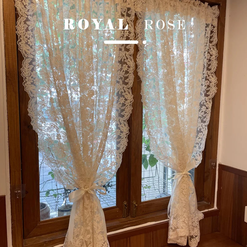 Gazevorhänge im Vintage Spitzen Design, Farbe: Tüll, Grösse: B130cmXH150cm mit Ösen