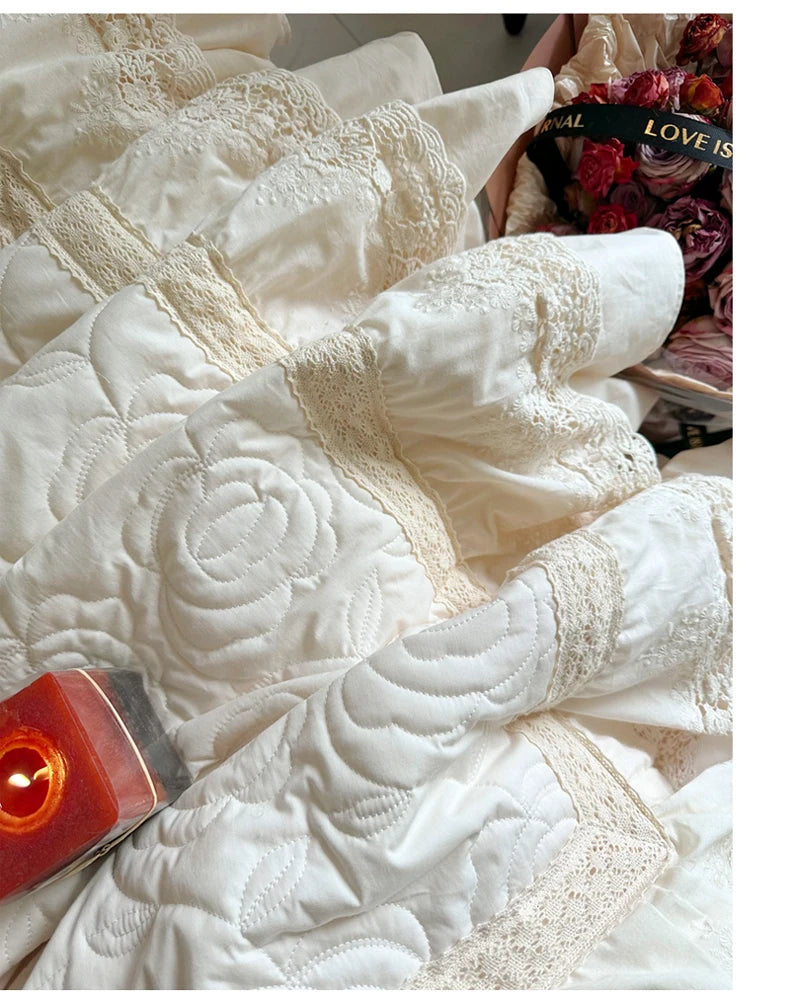 Gesteppte Bettdecke Set – Vintage Spitze Baumwolle – Verschiedene Grössen