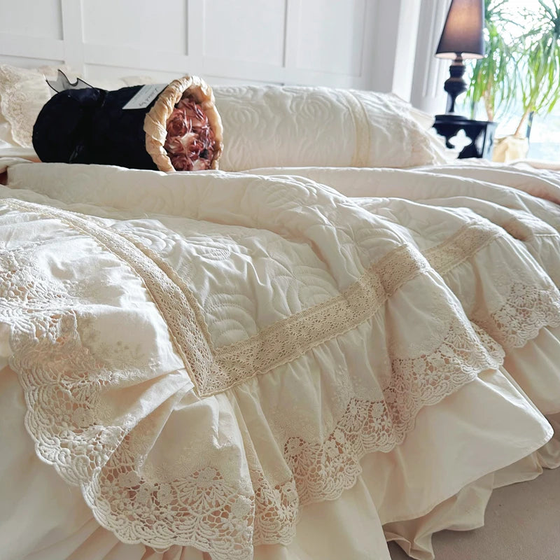 Gesteppte Bettdecke Set – Vintage Spitze Baumwolle – Verschiedene Grössen