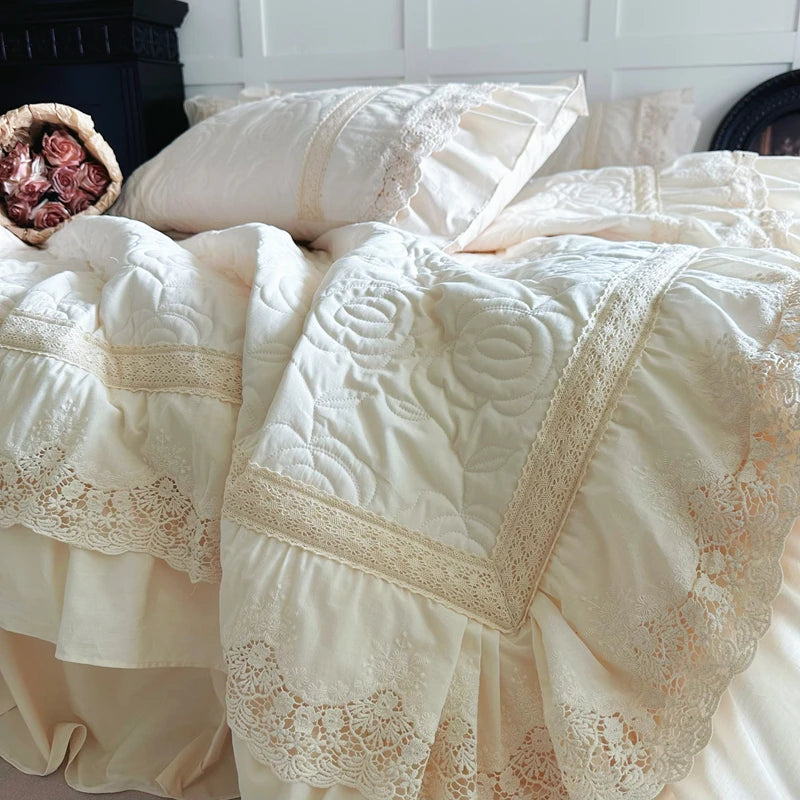 Gesteppte Bettdecke Set – Vintage Spitze Baumwolle – Verschiedene Grössen
