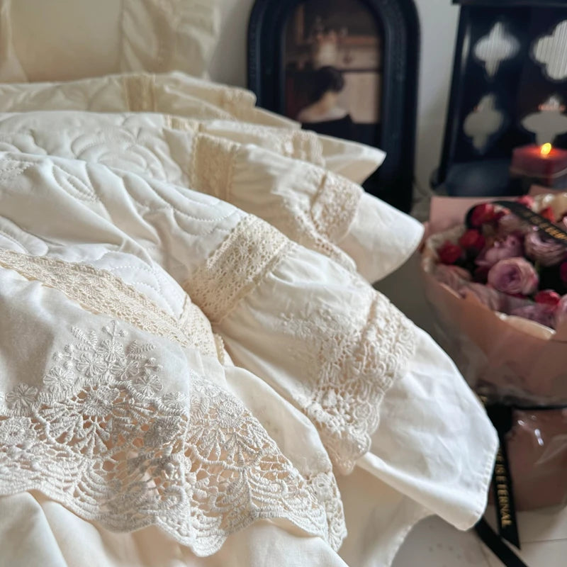 Gesteppte Bettdecke Set – Vintage Spitze Baumwolle – Verschiedene Grössen