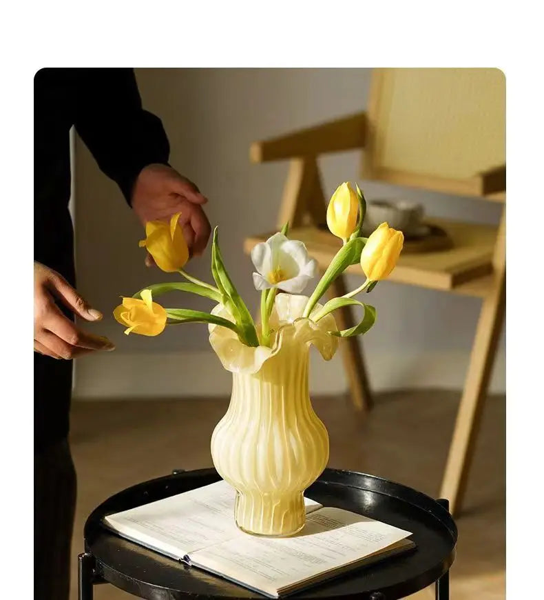 Glasvase – Faltenrock Stil – Tischornament