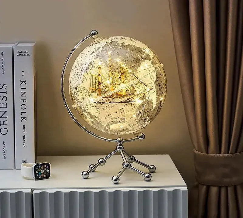 Globus Ornament – Vintage Stil – 34.5cm Höhe