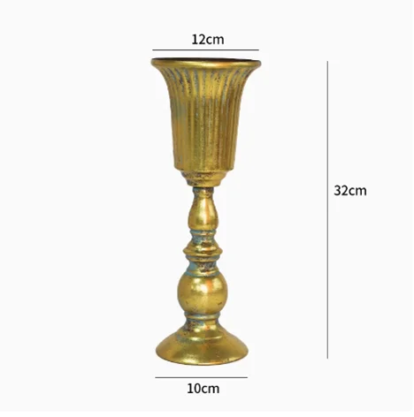 Goldene Eisen-Vase im Vintage-Stil für Wohnzimmertisch
