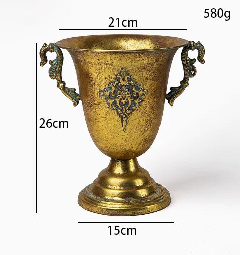 Goldene vintage Eisen-Vase im europäischen Stil, ideal für Wohnzimmertischdeko