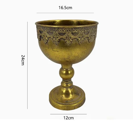 Goldene Eisen-Vase im Vintage-Stil für Tischdekoration