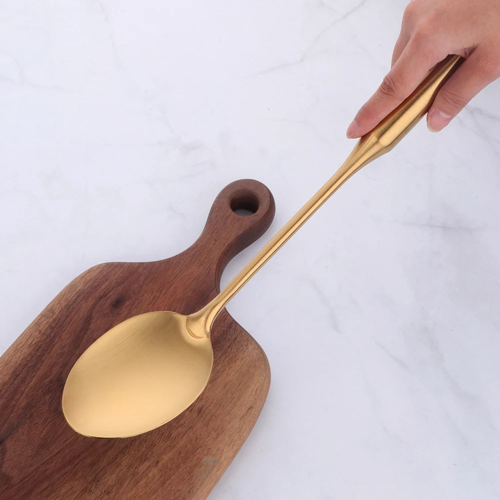 Goldene Küchenwerkzeuge – Edelstahl – Zuhause & Restaurant