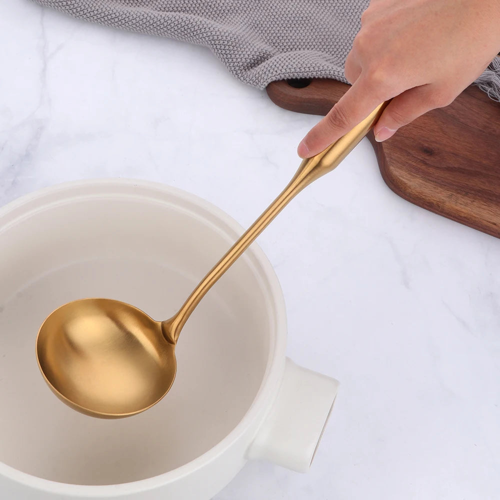 Goldene Küchenwerkzeuge – Edelstahl – Zuhause & Restaurant