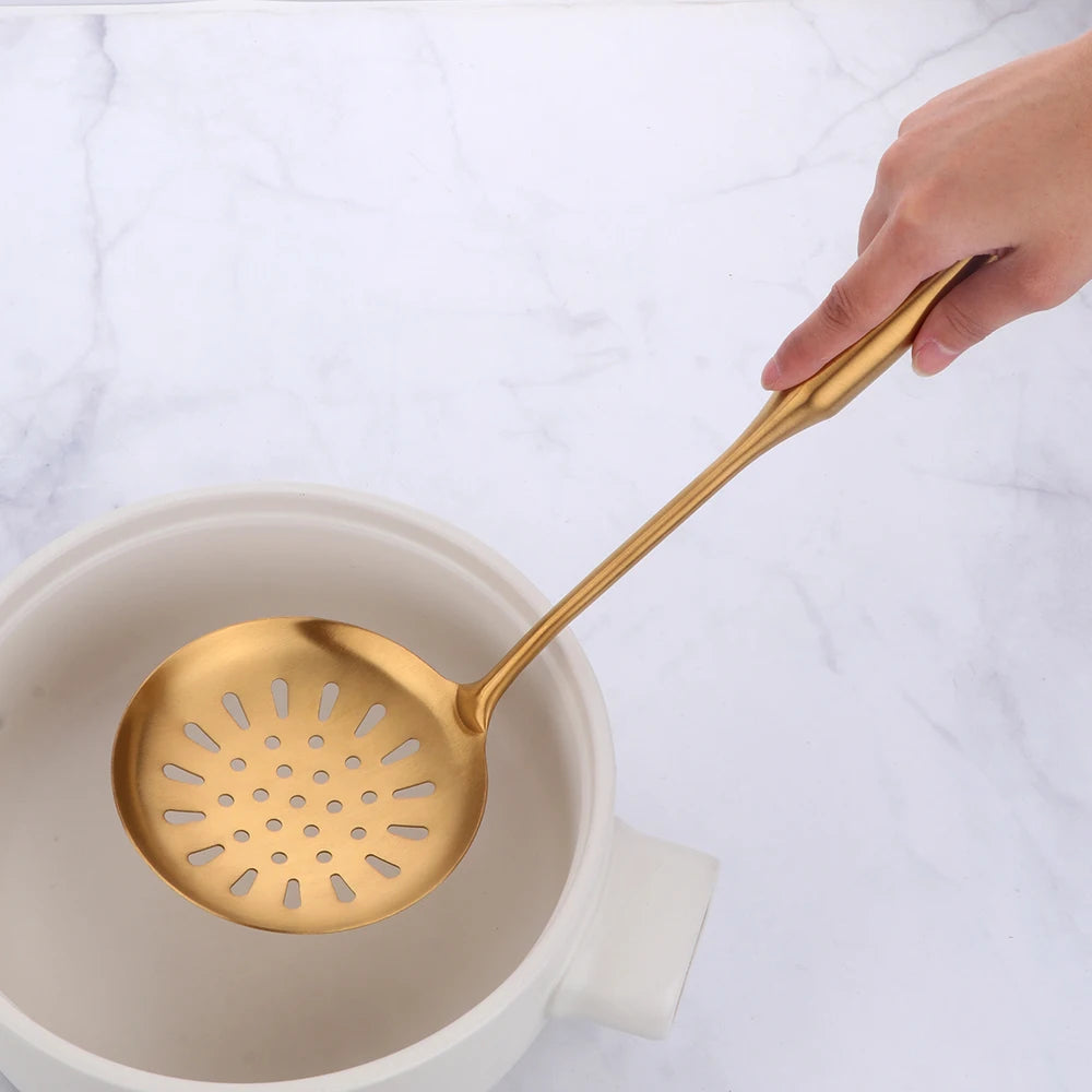 Goldene Küchenwerkzeuge – Edelstahl – Zuhause & Restaurant