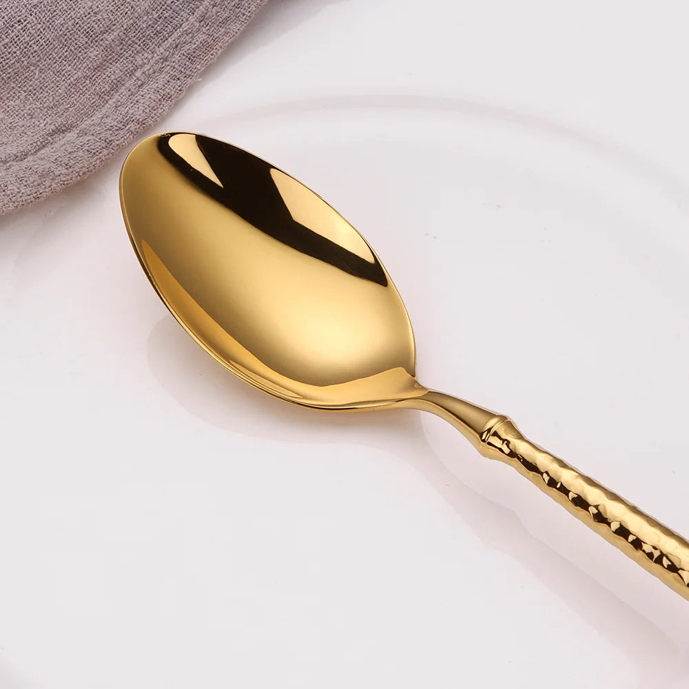 Goldenes Besteckset – Hammermuster – 6/16/20/24 Stück