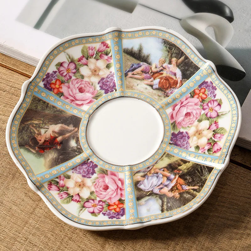 Goldgesäumte Porzellantasse – Western Stil mit Tablett