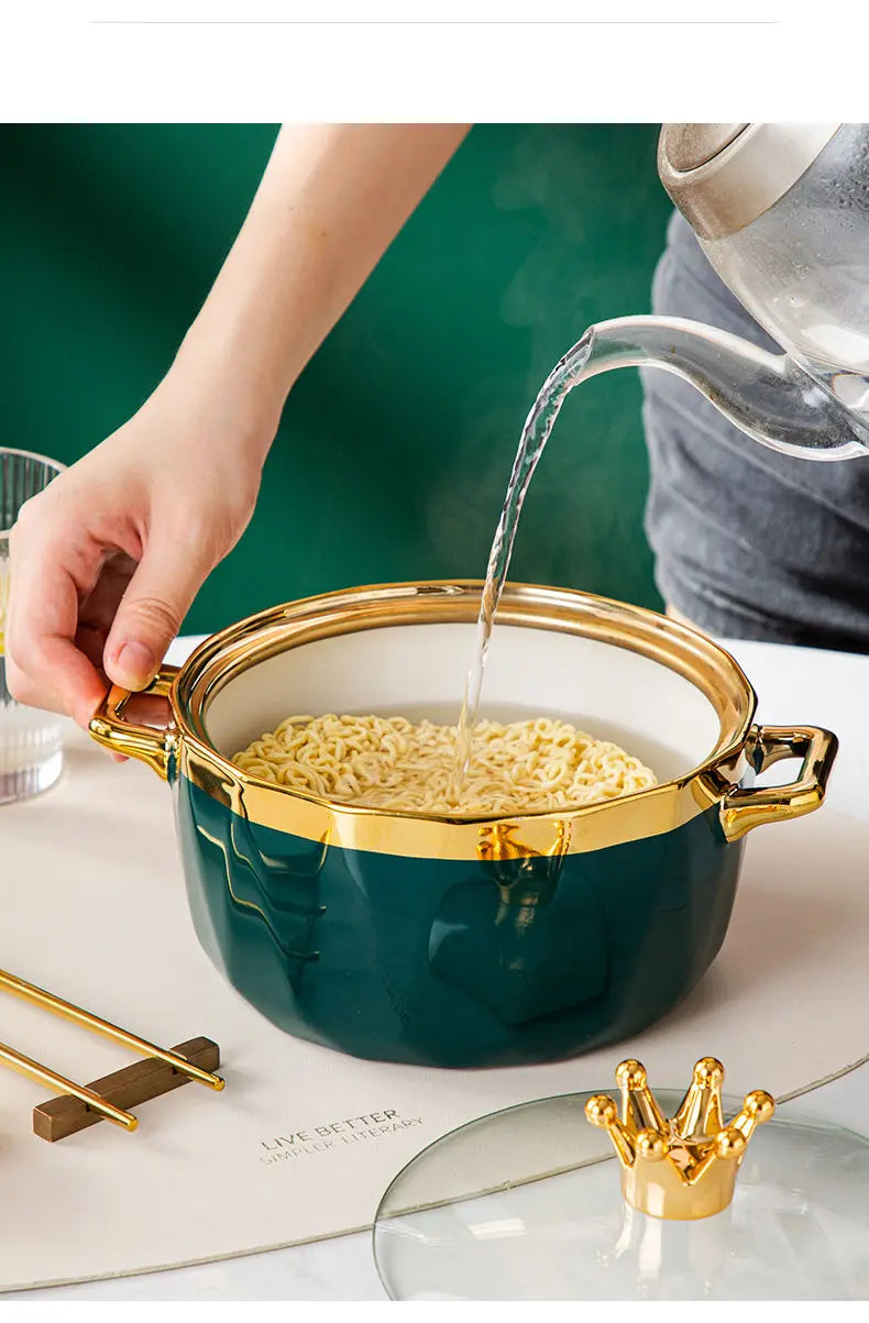 Nordische Keramikschüssel – Porzellan mit Deckel – 16 x 11 cm