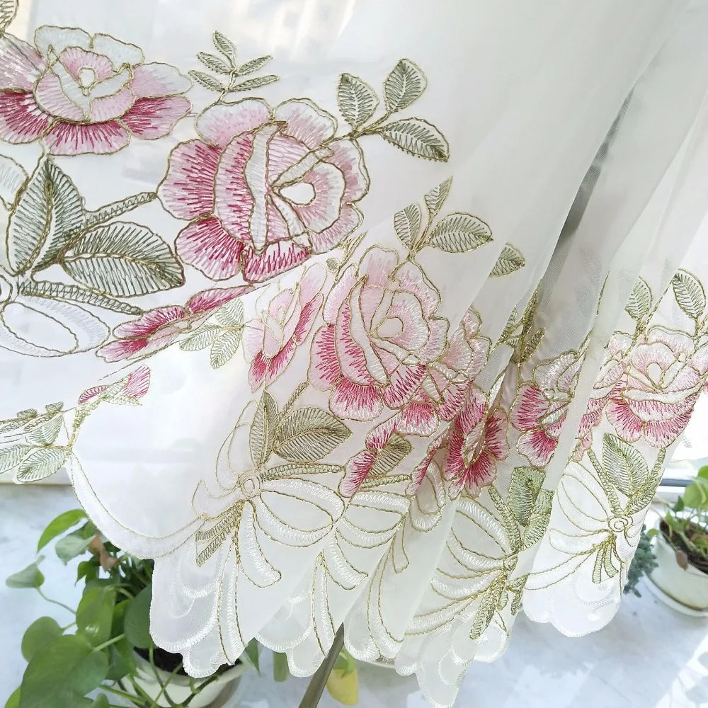 Römervorhang – Bestickte Blumen – Verschiedene Grössen