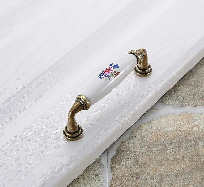 Keramik Möbelgriffe – Landhausstil – 96 mm