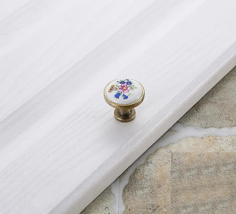 Keramik Möbelgriffe – Landhausstil – 96 mm