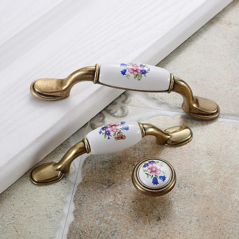 Keramik Möbelgriffe – Landhausstil – 96 mm