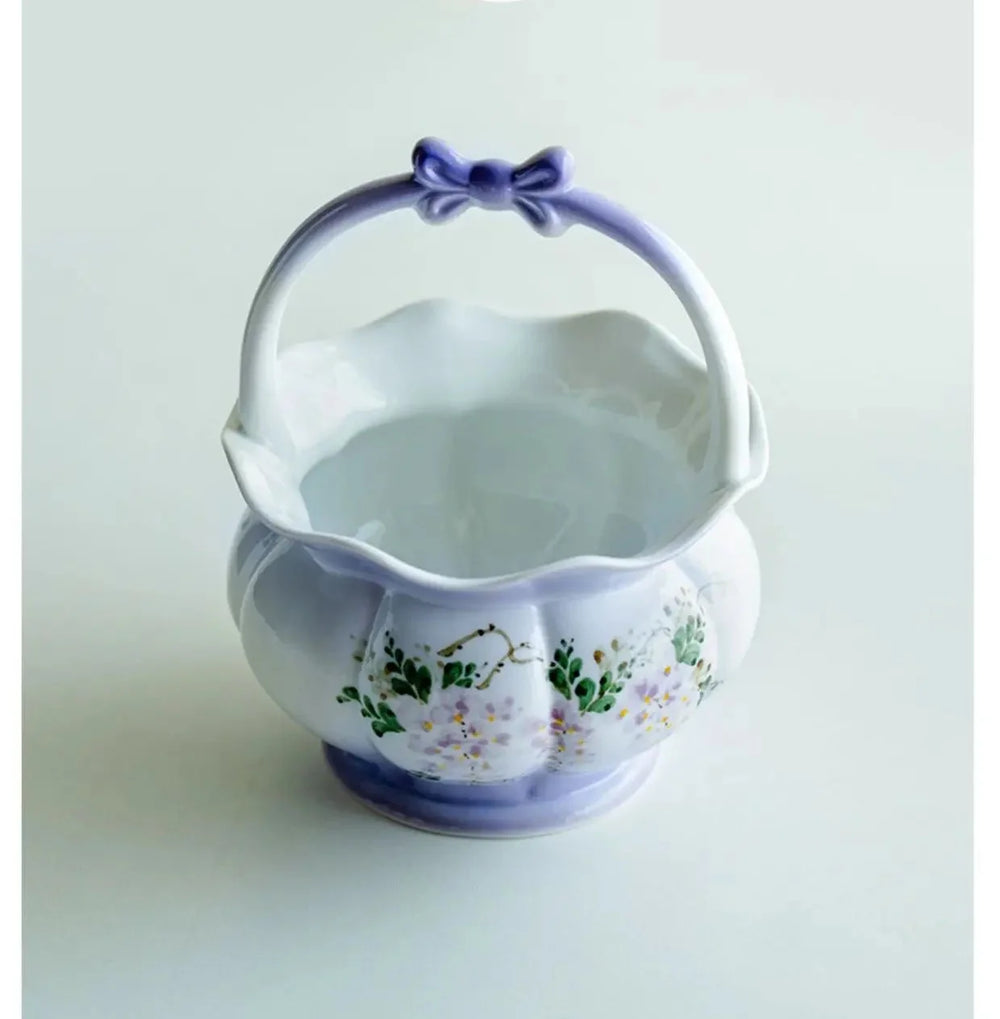 handbemalte Keramikvase im Landhausstil mit Wisteria-Design 12.8x15.6cm