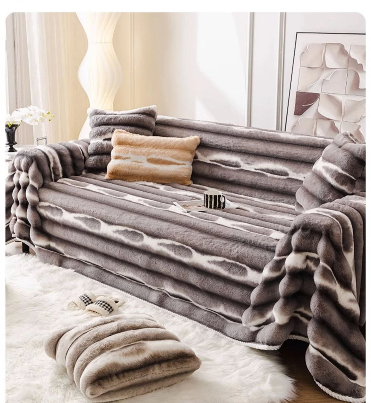 Hasenplüsch Sofaüberwurf aus Polyester in dunkelgrau 180x200 cm nordisch