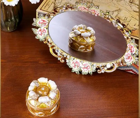 Europäisches dekoratives Tablett aus Metall für Wohnzimmer