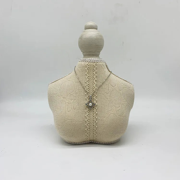 Holz Schmuckständer – Klassisches Portraitmodell