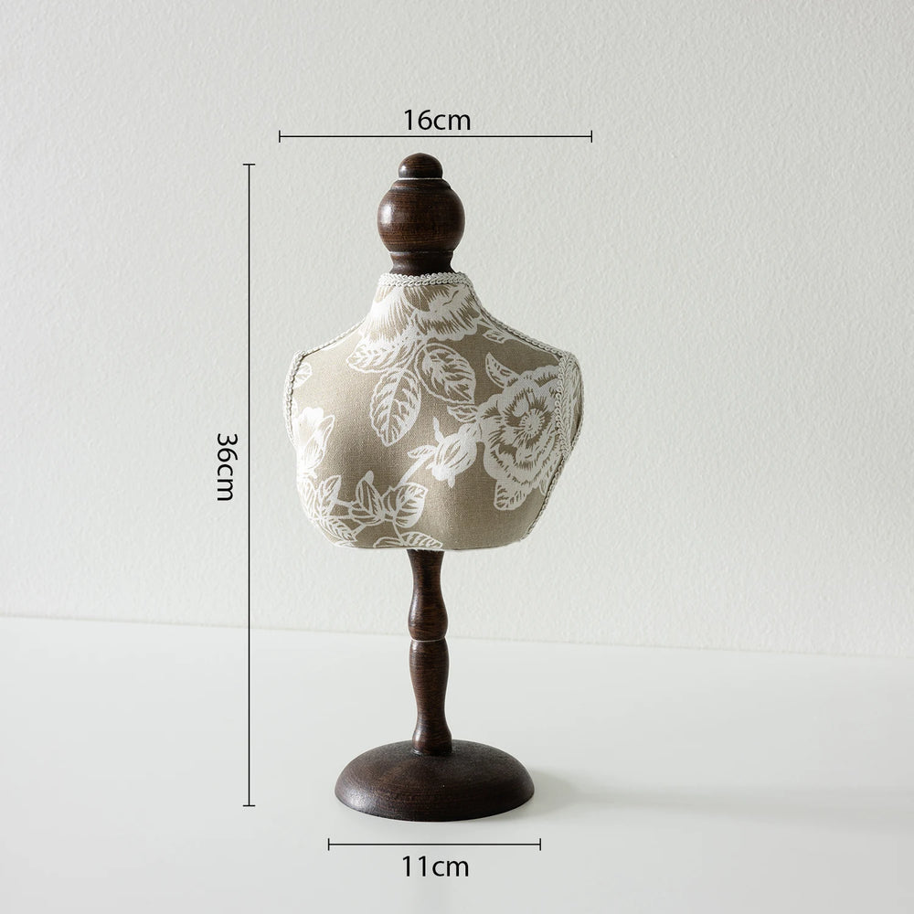 Holz Schmuckständer – Klassisches Portraitmodell