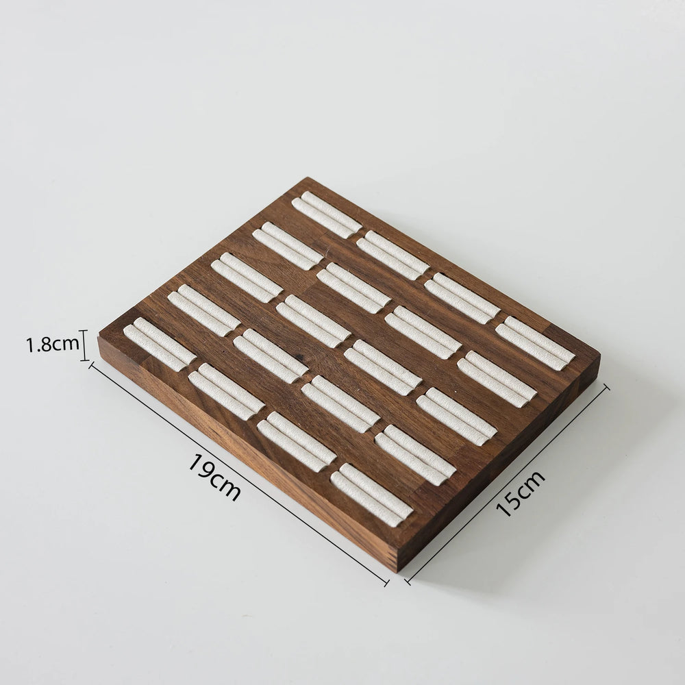 Holz Schmuckständer – Klassisches Portraitmodell