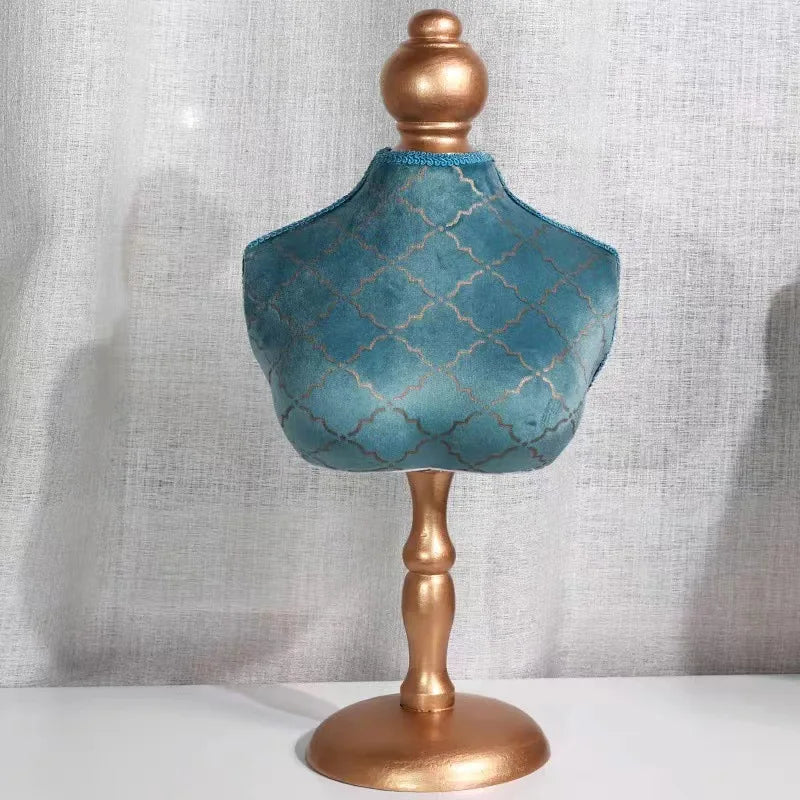 Holz Schmuckständer – Klassisches Portraitmodell