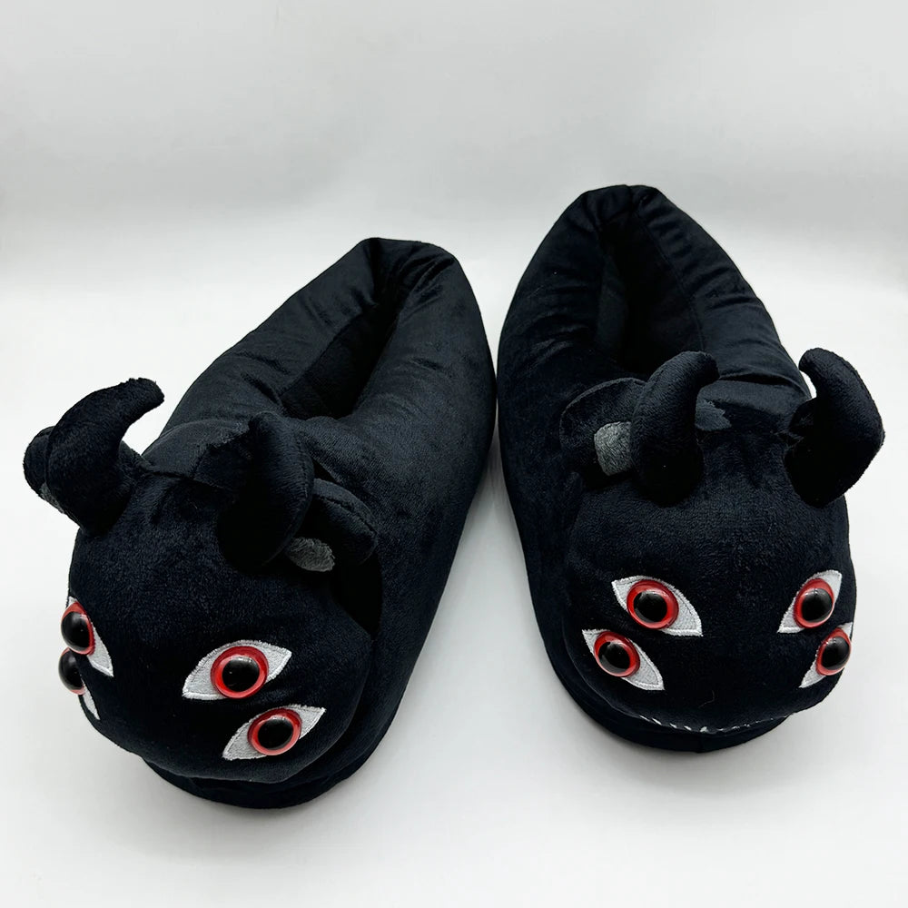 Horror Plüsch Hausschuhe – Halloween Gemütlichkeit