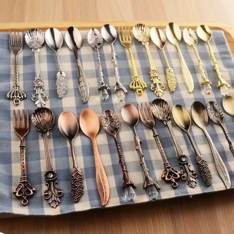 Kaffeelöffel Set – Vintage Zinklegierung, Kristallspitzen