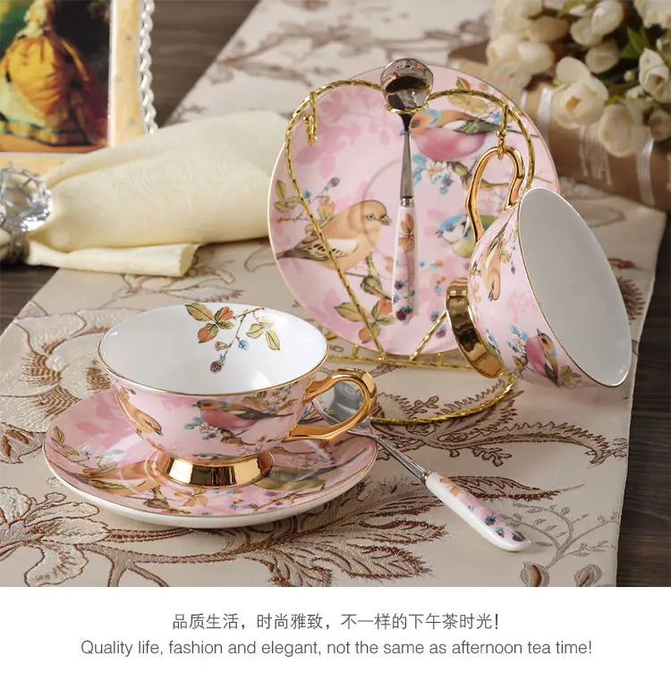 Kaffeeset aus Bone China – Pinker Vogel Stil – Elegantes Tee-Set