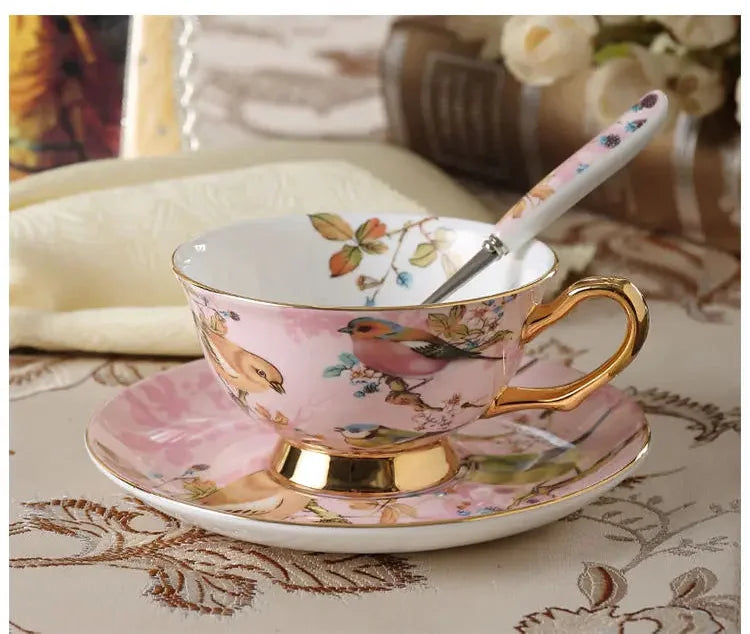 Kaffeeset aus Bone China – Pinker Vogel Stil – Elegantes Tee-Set