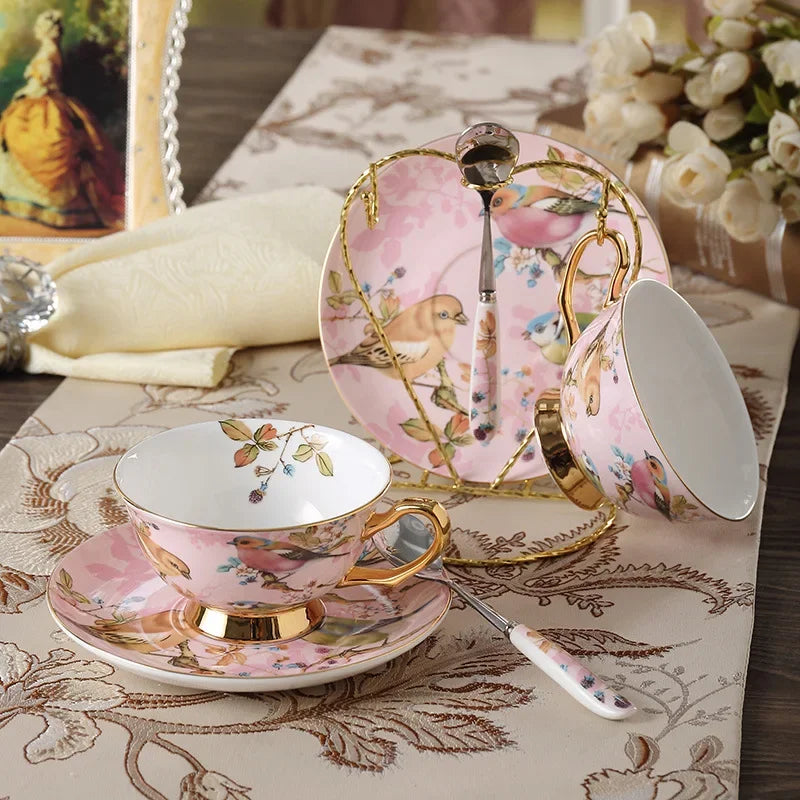 Kaffeeset aus Bone China – Pinker Vogel Stil – Elegantes Tee-Set