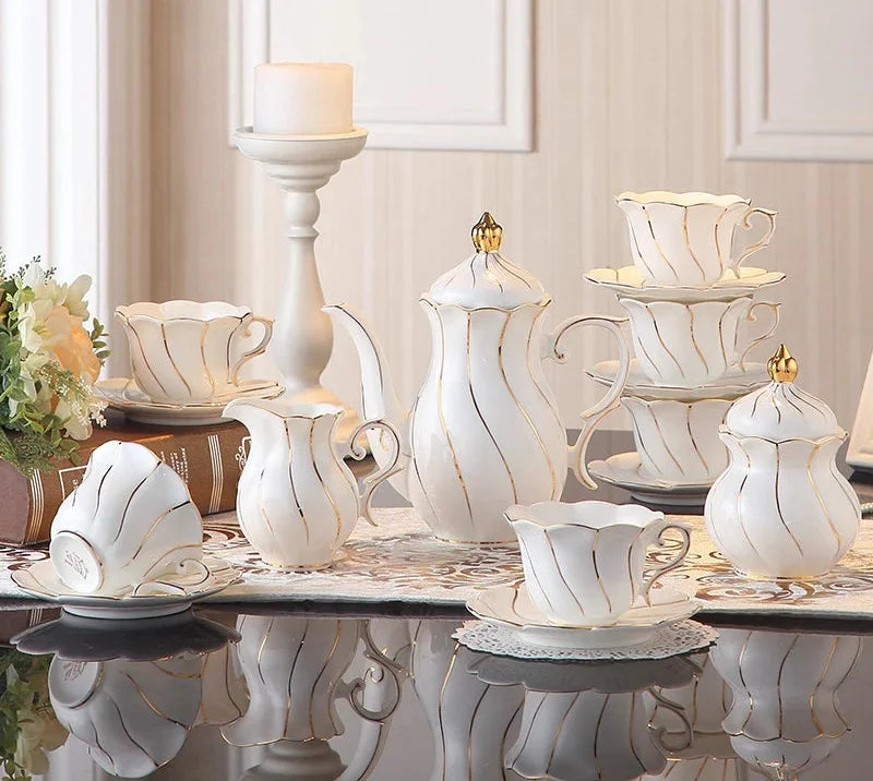 Kaffeeset aus Knochenporzellan mit europäischem Design, Komplettset