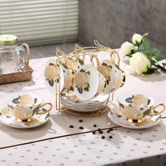 Kaffeetassen-Set – Retro Blumenmuster, Bone China