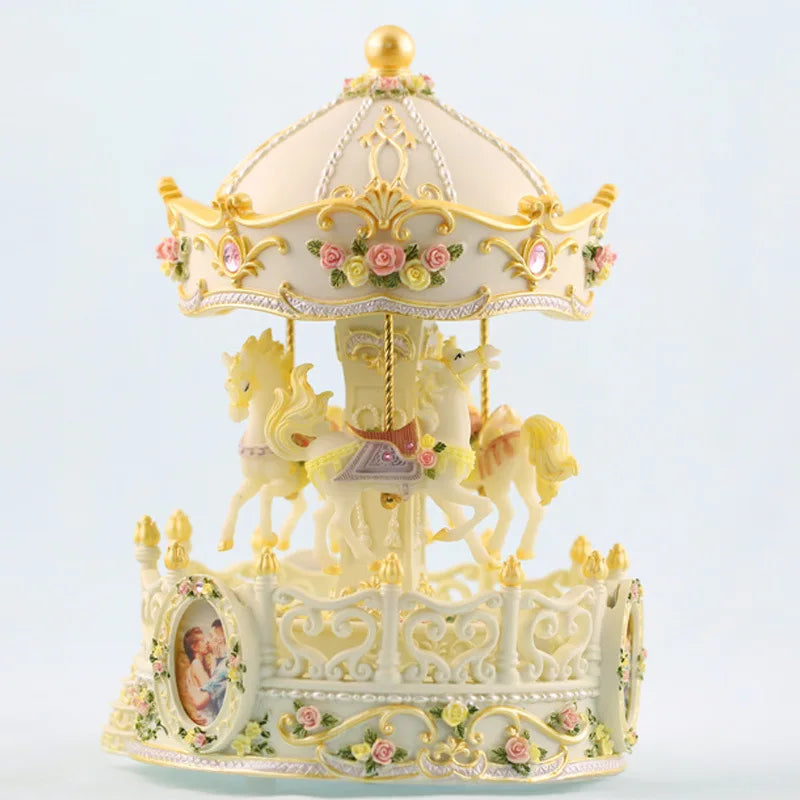Karussell-Spieluhr – Dekorativ – Perfekt für Weihnachten