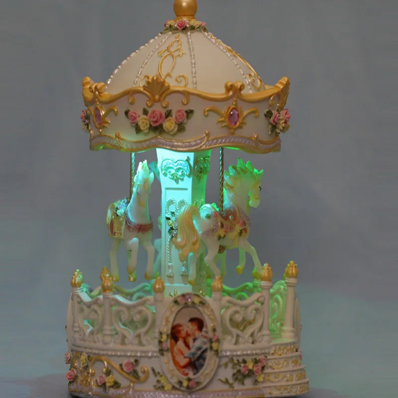 Karussell-Spieluhr – Dekorativ – Perfekt für Weihnachten