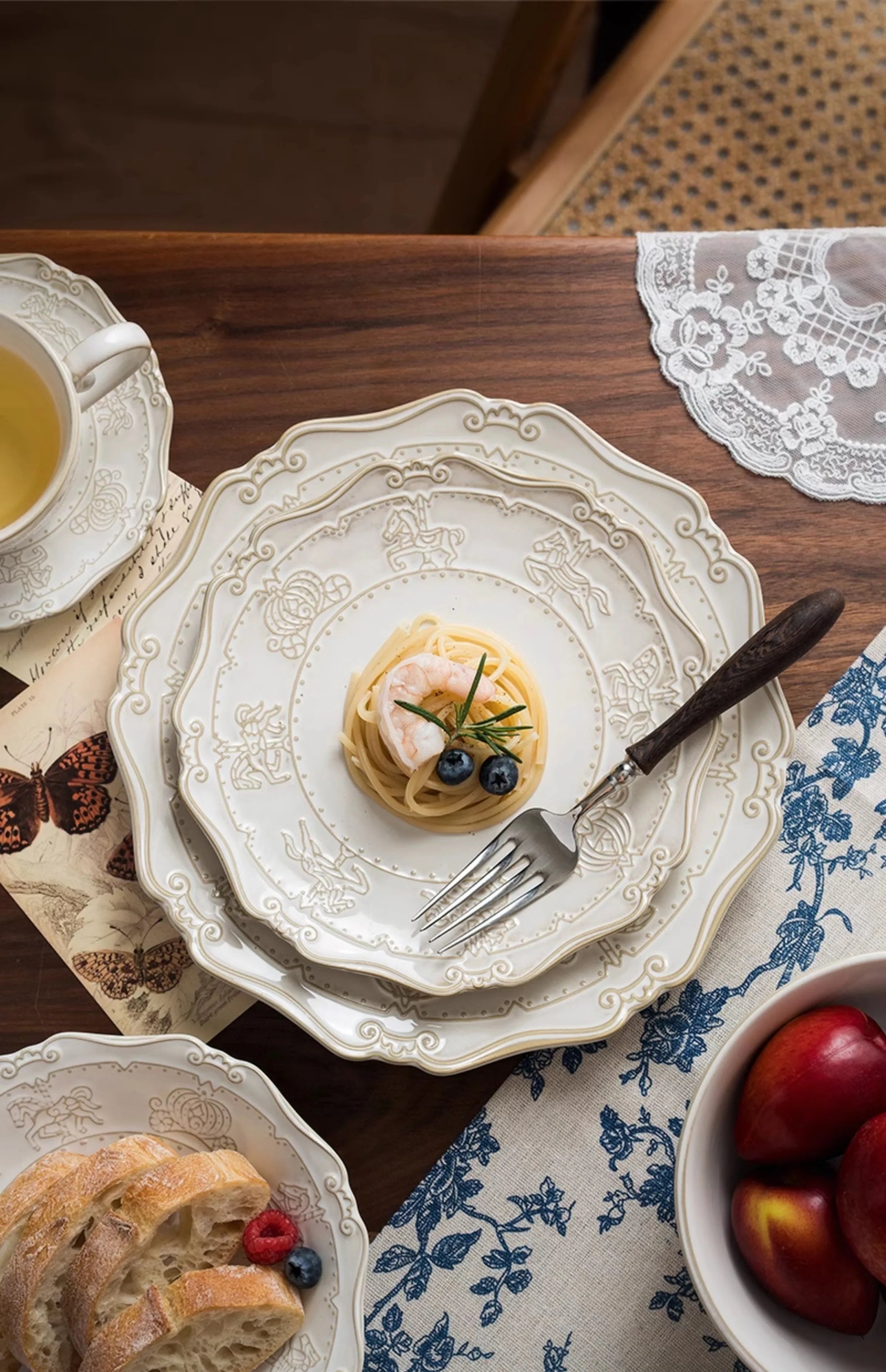 Keramik Geschirrset – Handgefertigt, Off White