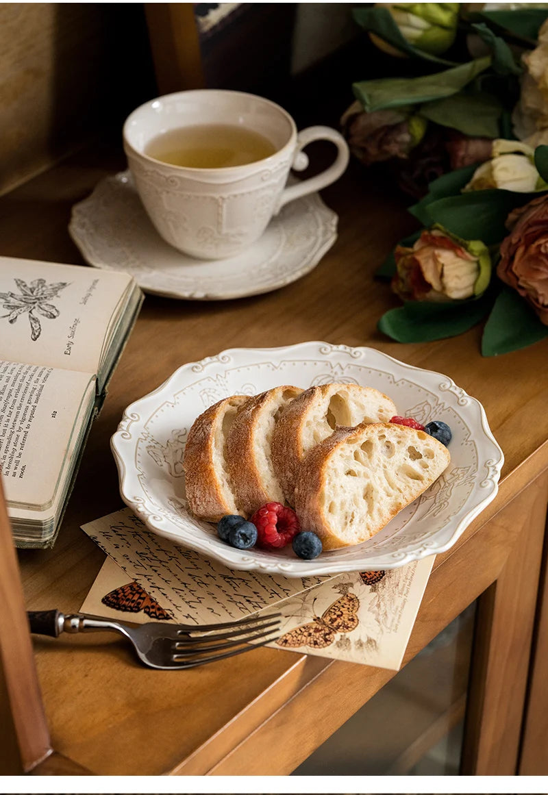 Keramik Geschirrset – Handgefertigt, Off White