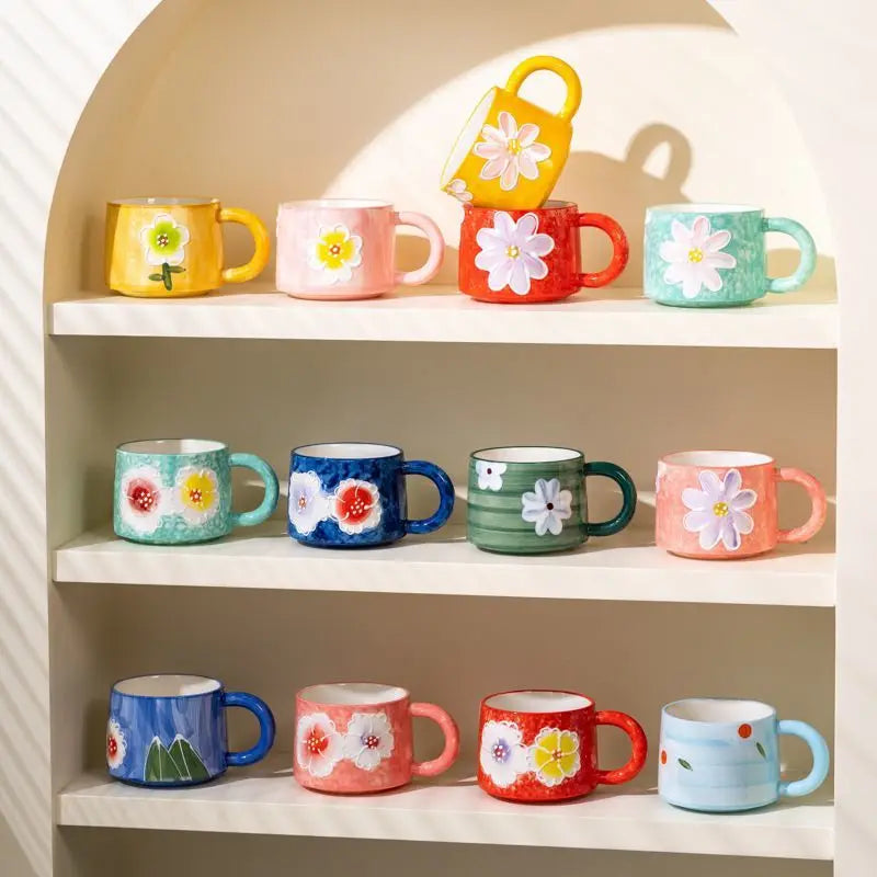 Keramik-Kaffeetasse – Gemaltes Blumendesign – 300ml