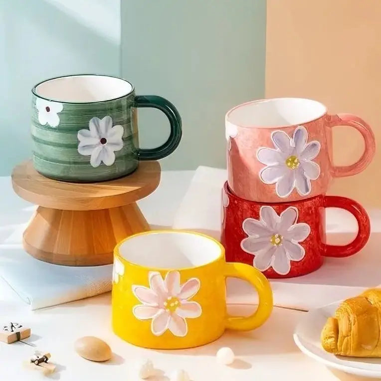 Keramik-Kaffeetasse – Gemaltes Blumendesign – 300ml